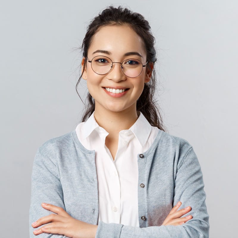 career-business-and-education-concept-portrait-of--5KE48EU-square Invisalign vs Braces in Singapore