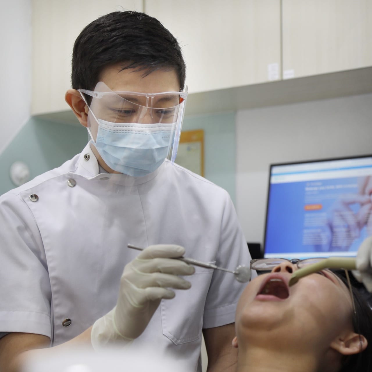 accessible affordable dental clinics in singapore nofrills dental