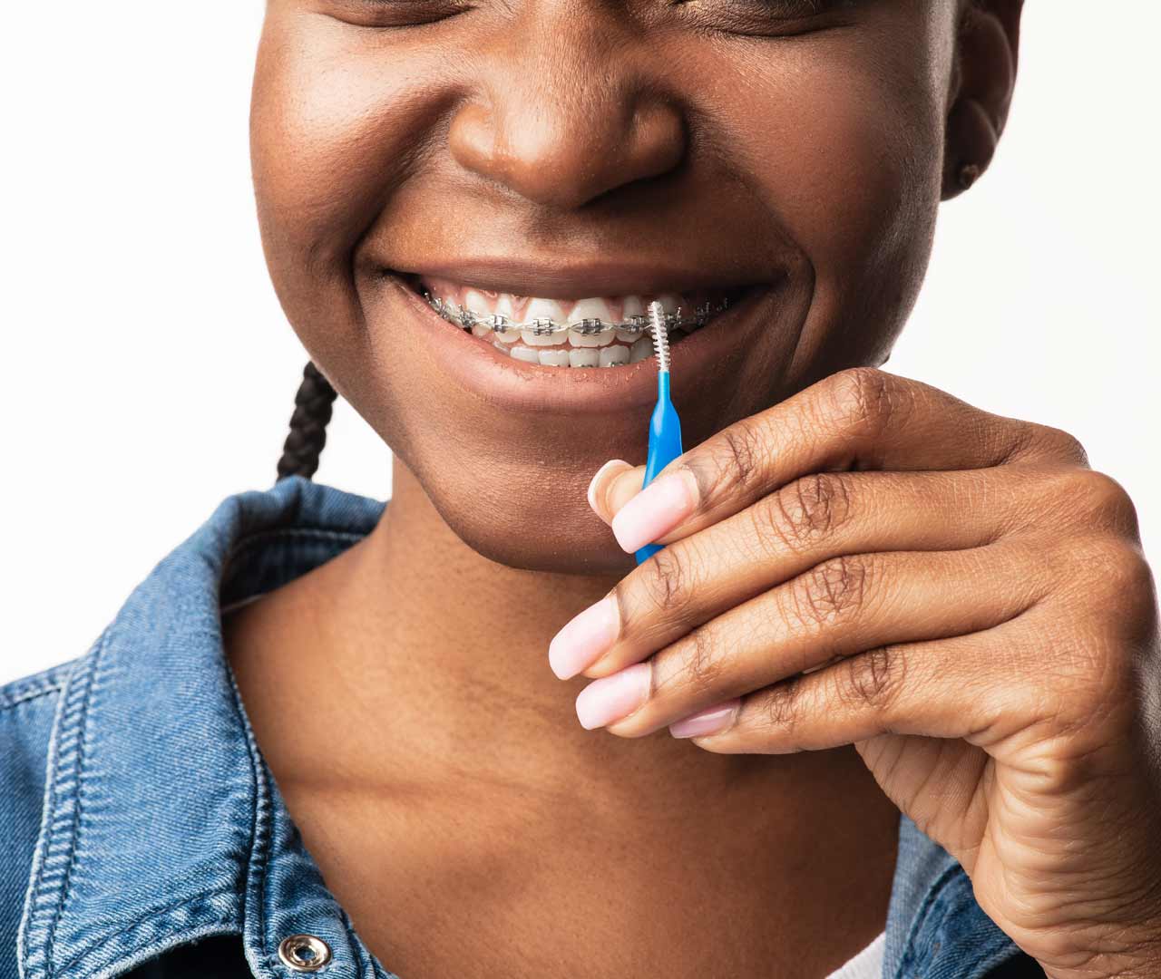 Best Ways to Keep Your Teeth Clean & Healthy While Wearing Braces