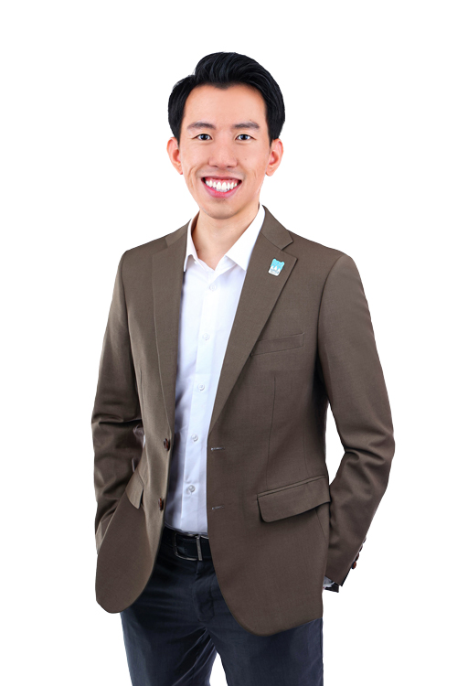Dr John Kiew | Dental Surgeon @ NoFrills Dental Singapore